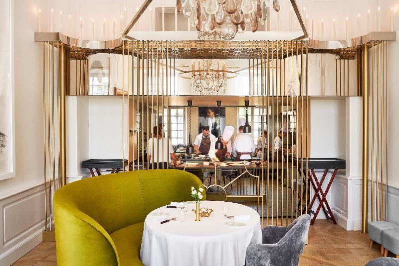 Chateau De La Gaude Hotel 5*